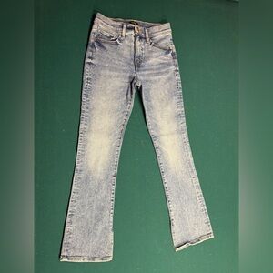 Express Mid-Rise Light Wash Boot Cut “Skyscraper” Jeans